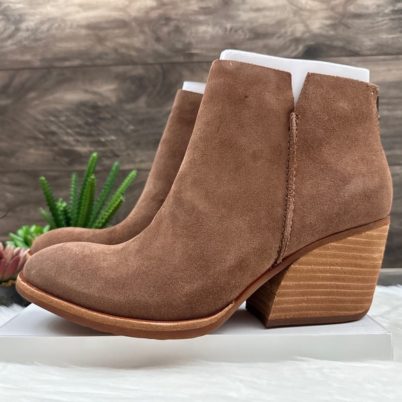 NIB Kork Ease Chandra Suede Ankle Bootie Boots 9M 40.5 Brown - Picture 4 of 12